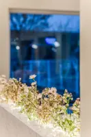 안개꽃 플랜터가 만드는 로맨틱 카페 무드